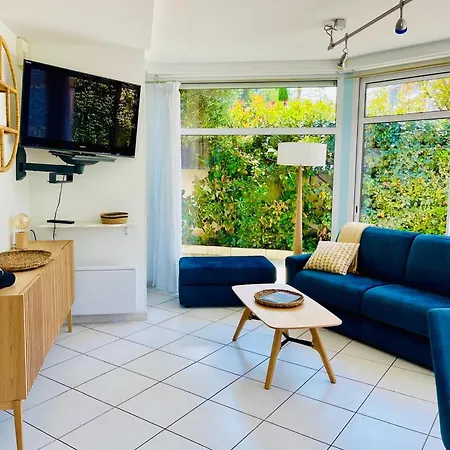 T3 De Plain-pied Avec Grande Terrasse A 30m De La Plage, 2 Chambres, Lumineux Et Tout Confort - Fr-1-474-263 Apartment